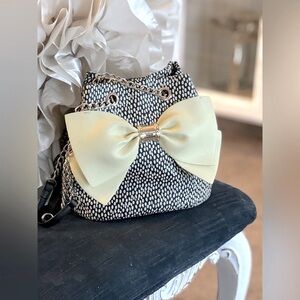 Betsey Johnson Polka Dot Bucket Bag Purse. Bow | Feminine | Whimsical EUC